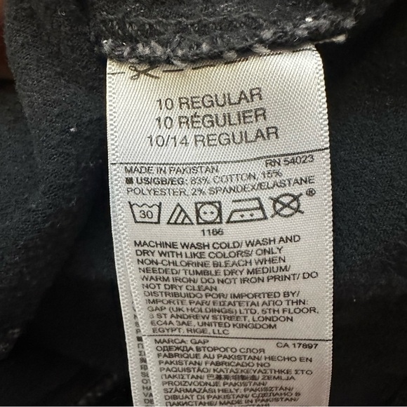 GAP Inner Cozy Leg Black Distressed Skinny Jeans with Raw Hem size 30R - Picture 5 of 6